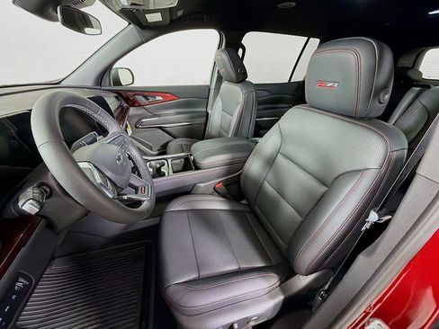 New 2026 Chevrolet Traverse Z71 w/ LPO, Floor Liner Package AWD/4WD image 11