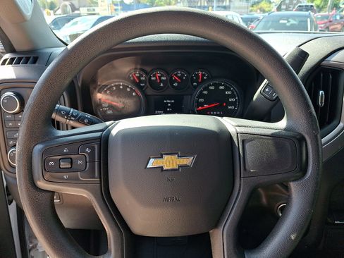 Certified 2022 Chevrolet Silverado 1500 Custom w/ LPO, Dark Essentials Package AWD/4WD image 18