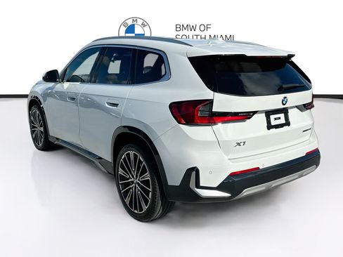 Used 2025 BMW X1 xDrive28i w/ Convenience Package AWD/4WD image 5