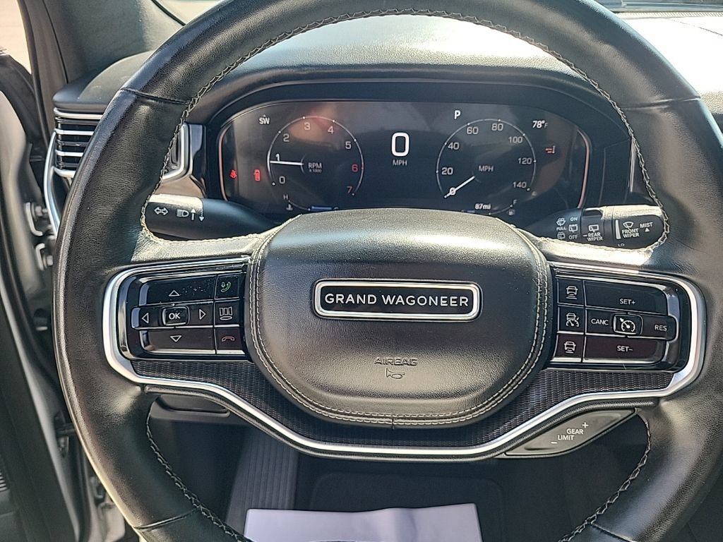 Used 2024 Jeep Grand Wagoneer L Series II w/ Quick Order Packagew 28T AWD/4WD image 10