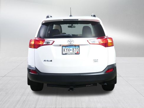 Used 2015 Toyota RAV4 XLE AWD/4WD image 6