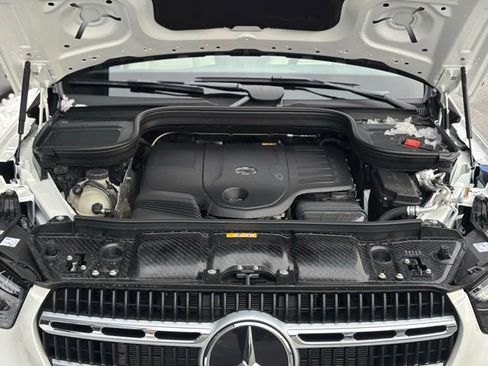 Used 2025 Mercedes-Benz GLE 450 4MATIC image 60