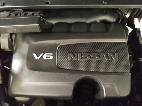 Used 2019 Nissan Pathfinder SL image 30