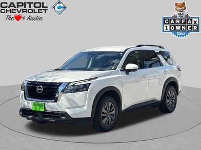 Used 2025 Nissan Pathfinder SV