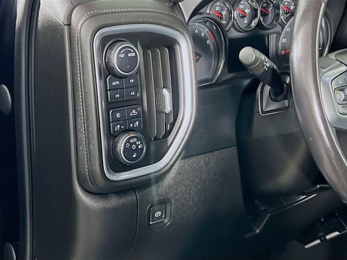 Used 2022 Chevrolet Silverado 1500 RST image 10