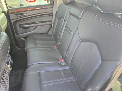 Used 2014 Cadillac SRX Luxury image 8