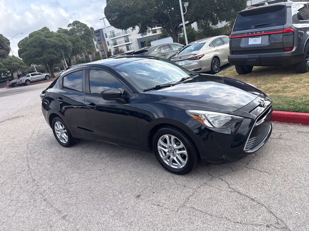 Used 2017 Toyota Yaris iA FWD image 7