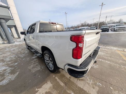 Used 2022 Chevrolet Silverado 1500 High Country w/ High Country Premium Package image 7