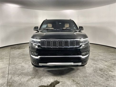 Used 2022 Jeep Grand Wagoneer Series III w/ Flexible Seating Group image 3