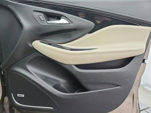 Used 2016 Buick Envision Premium AWD/4WD image 31