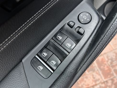 Used 2021 BMW 530i w/ M Sport Package RWD image 17