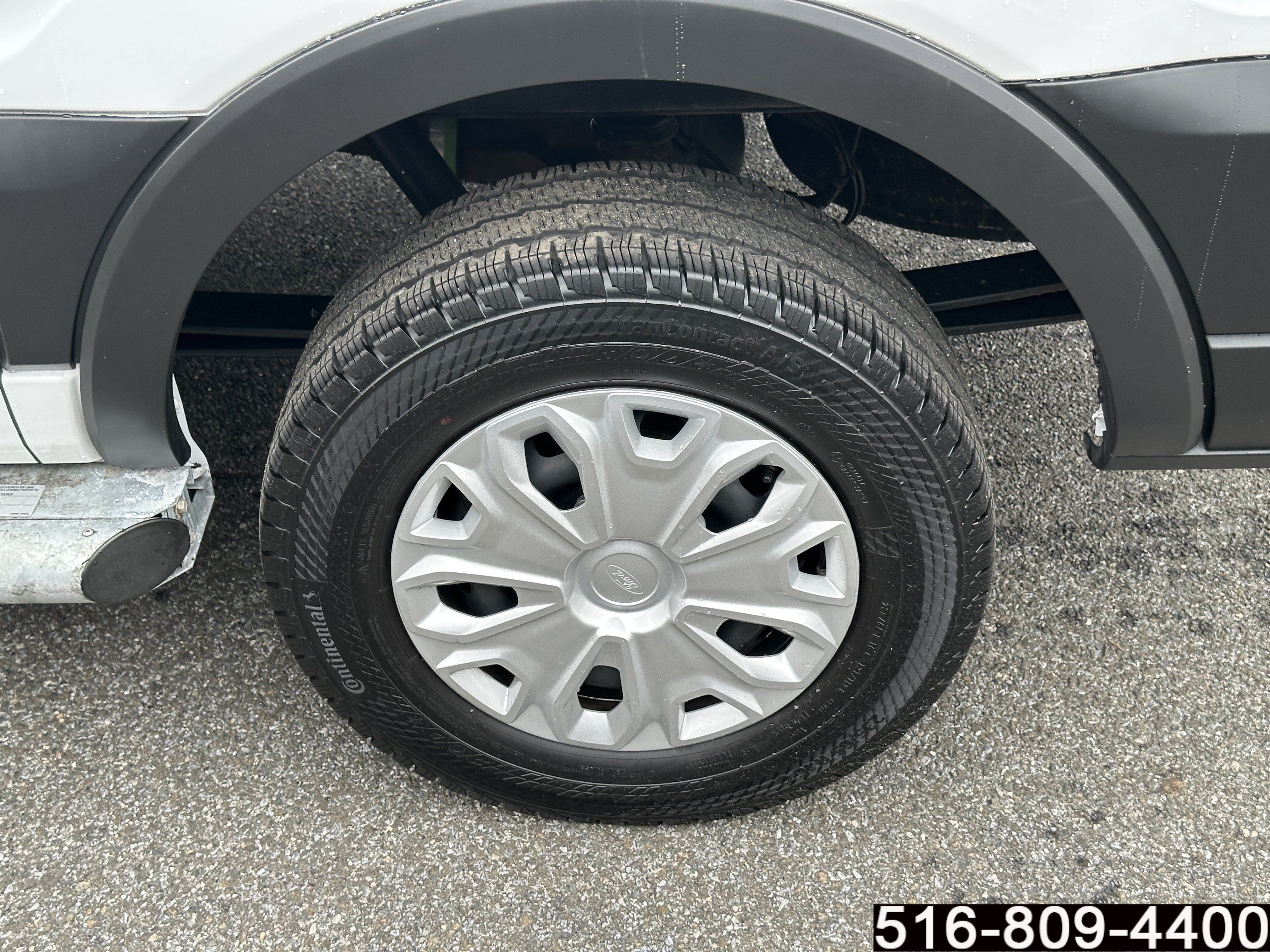 Used 2025 Ford Transit 250 Low Roof w/ Exterior Upgrade Package RWD image 10