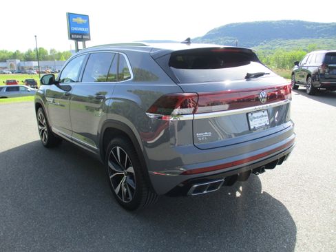 Used 2024 Volkswagen Atlas Cross Sport SEL Premium R-Line AWD/4WD image 7