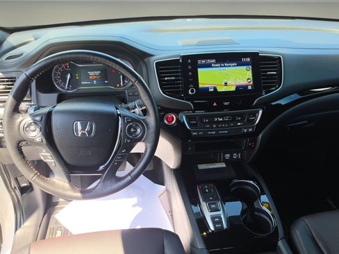 Used 2023 Honda Ridgeline Black Edition image 15