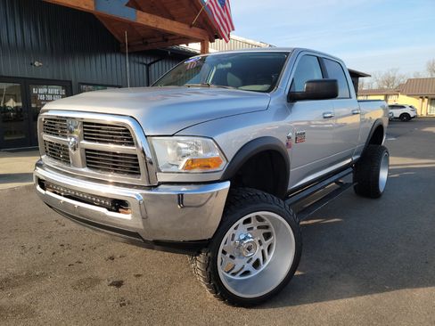 Used 2012 RAM 2500 SLT image 1