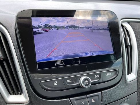 Used 2024 Chevrolet Malibu LT FWD image 20