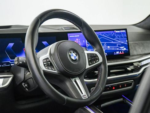 Used 2024 BMW X7 M60i w/ Climate Comfort Package AWD/4WD image 23