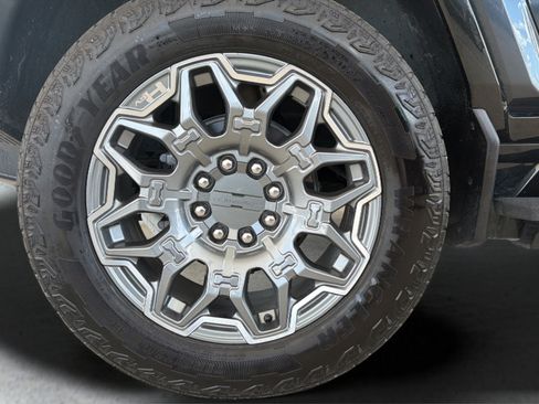 Used 2025 GMC Hummer EV 3X AWD/4WD image 24