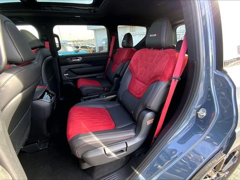 New 2026 Nissan Armada NISMO image 11