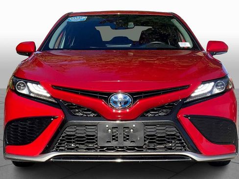 Used 2024 Toyota Camry XSE image 3