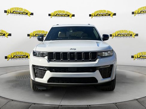 New 2026 Jeep Grand Cherokee Limited w/ Luxury Tech Group II RWD image 8