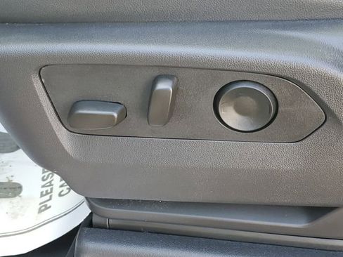 Used 2025 Chevrolet Silverado 1500 High Country image 7