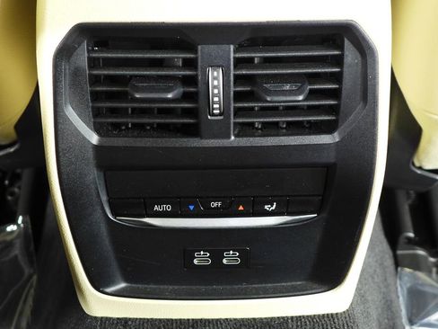 Certified 2023 BMW i4 eDrive35 RWD image 24