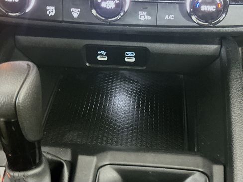 Used 2024 Honda Accord EX image 25
