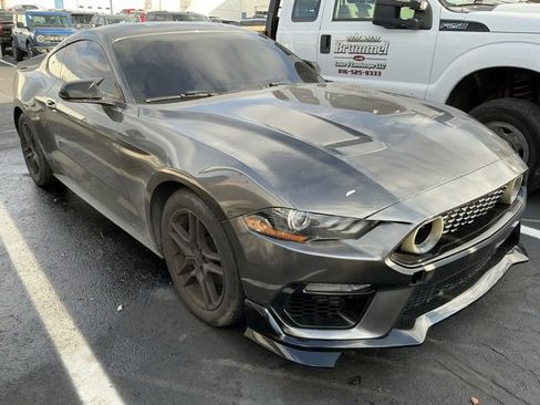 Used 2020 Ford Mustang Premium image 2