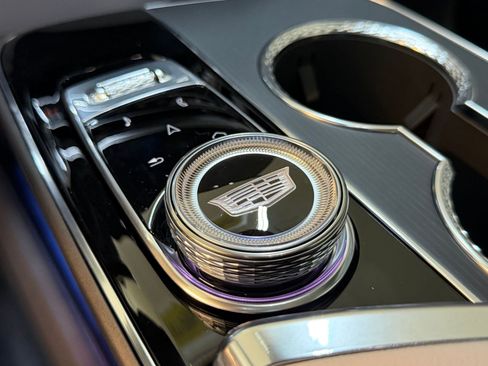 New 2026 Cadillac Lyriq Sport AWD/4WD image 35