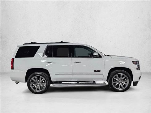 Used 2018 Chevrolet Tahoe LT w/ LT Signature Package RWD image 4