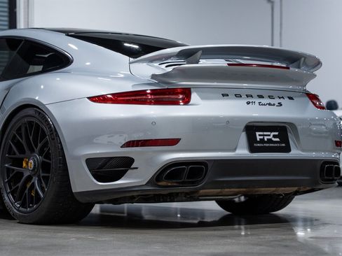 Used 2014 Porsche 911 Turbo S AWD/4WD image 14
