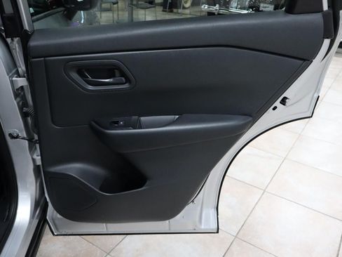 Used 2024 Nissan Rogue S AWD/4WD image 25