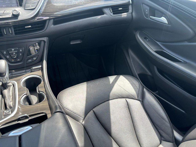 Used 2020 Buick Envision Essence w/ Experience Buick Package AWD/4WD image 17