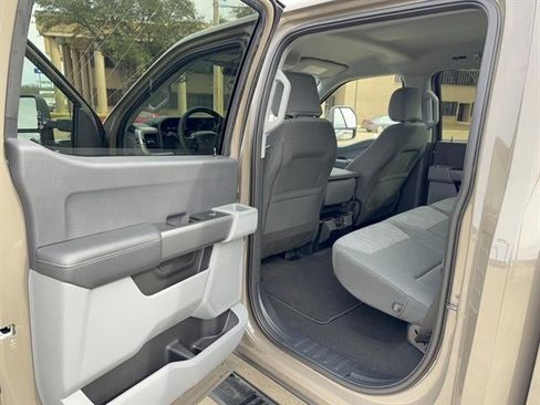 New 2026 Ford F250 XLT w/ FX4 Off-Road Package image 9