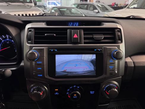 Used 2016 Toyota 4Runner SR5 Premium RWD image 25