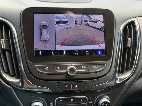 Used 2022 Chevrolet Equinox RS w/ RS Leather Package AWD/4WD image 17