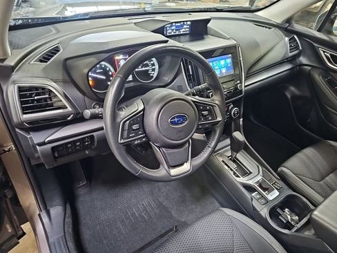 Used 2022 Subaru Forester Premium w/ Popular Package #3 image 11