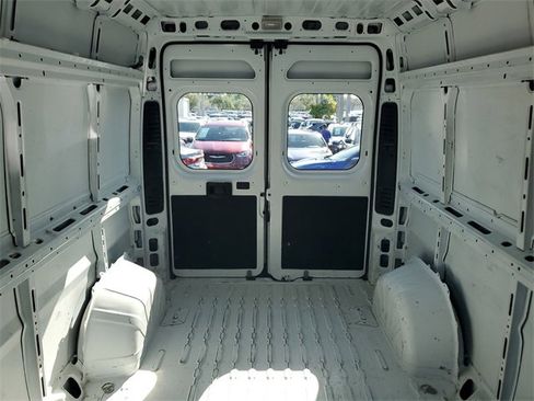Used 2023 RAM ProMaster 2500 image 14