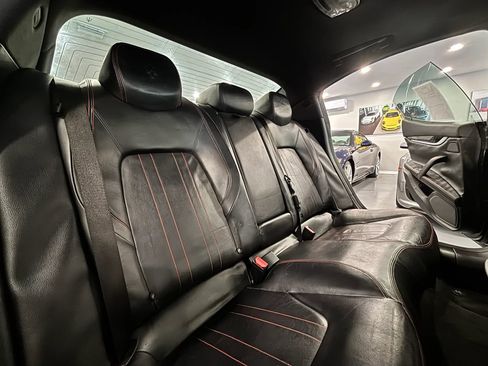 Used 2017 Maserati Ghibli RWD image 17