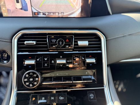 New 2026 Nissan Armada SL image 10