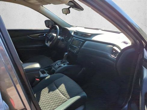 Used 2019 Nissan Rogue SV AWD/4WD image 22
