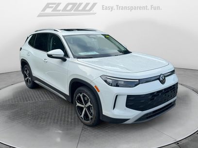 New 2025 Volkswagen Tiguan SE