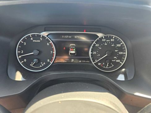 Used 2023 Nissan Rogue SL AWD/4WD image 28