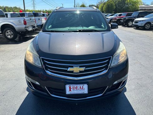 Used 2016 Chevrolet Traverse LT w/ Style and Technology Package FWD image 7