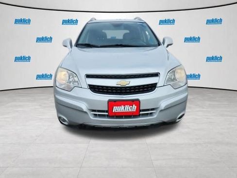 Used 2012 Chevrolet Captiva Sport LTZ AWD/4WD image 2