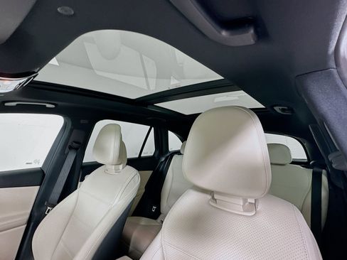 New 2026 Mercedes-Benz GLC 300 image 24