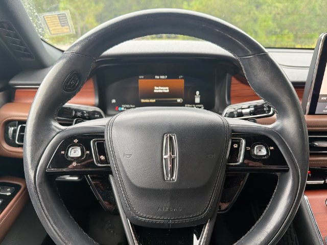Used 2020 Lincoln Aviator Reserve w/ Equipment Group 202A AWD/4WD image 17