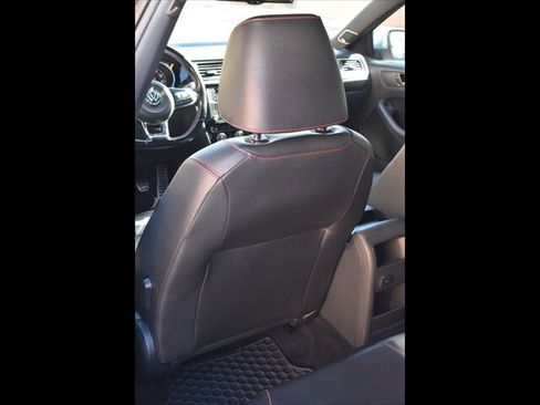 Used 2016 Volkswagen Jetta GLI SEL FWD image 19