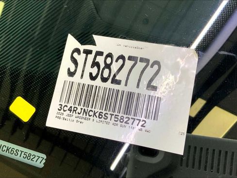 New 2025 Jeep Wagoneer S Limited image 19